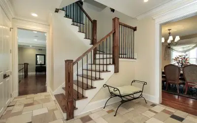 The Benefits of Hiring a Professional Contractor to Paint Your Foyer